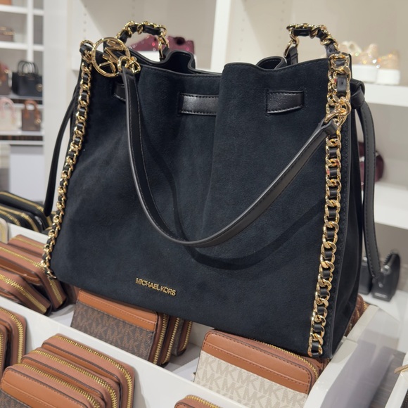 Michael Kors Mina large shoulder  Chain Tote Bag Black - Picture 1 of 4